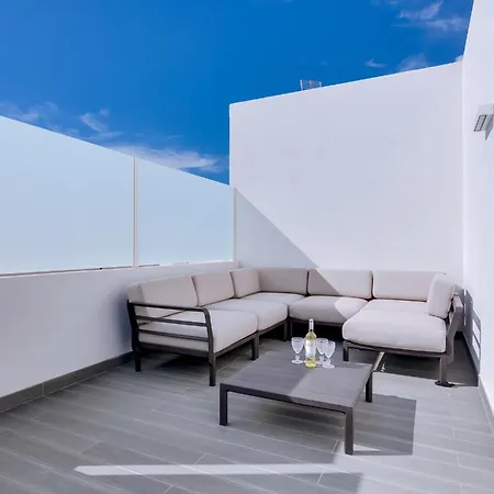 Penthouse T4 Com Vista Mar Em
