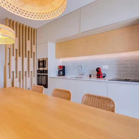 Penthouse T4 Com Vista Mar Em * 奎特里拉