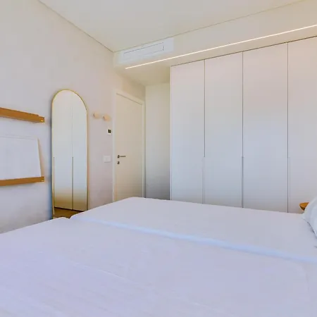 Penthouse T4 Com Vista Mar Em