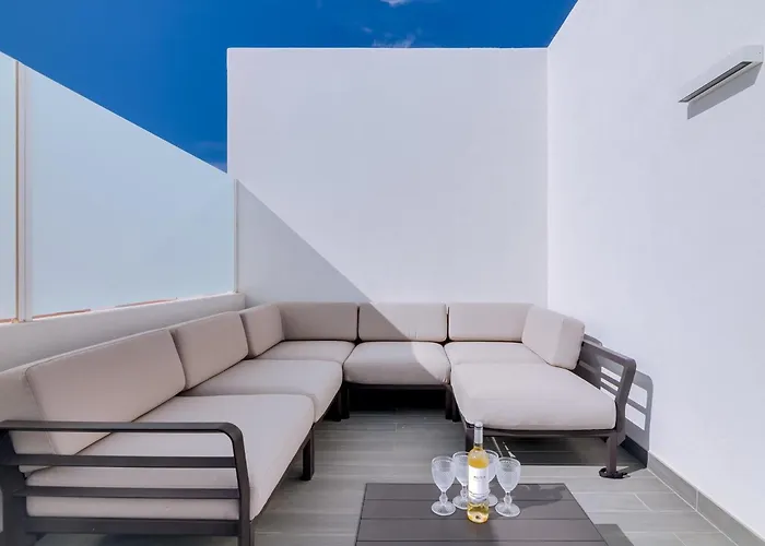 Penthouse T4 Com Vista Mar Em *