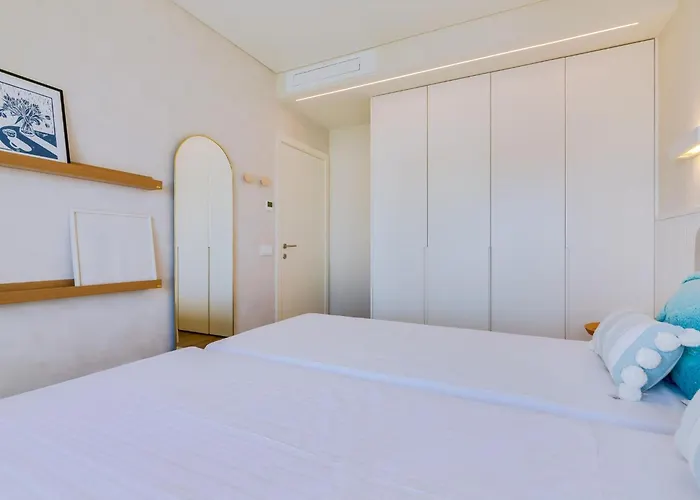 Penthouse T4 Com Vista Mar Em