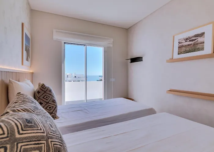 Appartement Penthouse T4 Com Vista Mar Em Quarteira